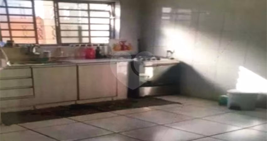 Casa com 4 quartos à venda na Rua José Berto da Silva, 2, Ayrosa, Osasco