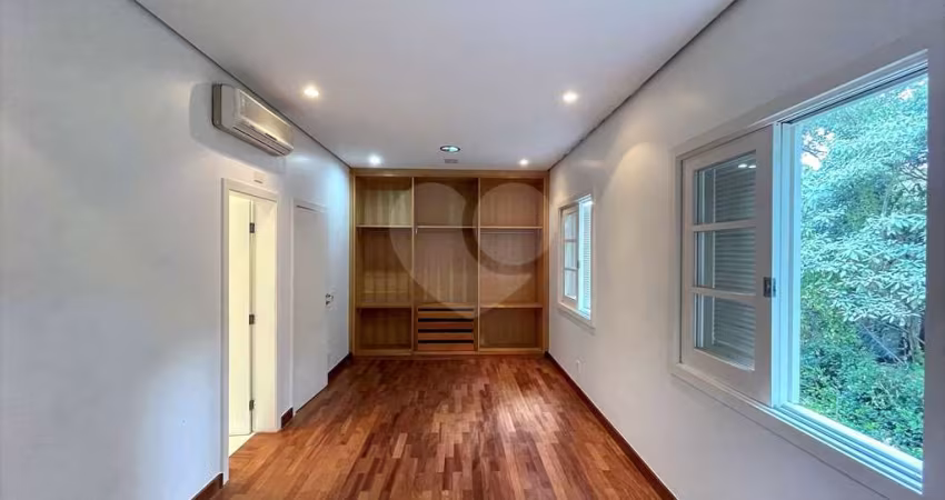 Casa em condomínio fechado com 6 quartos à venda na Rua Ariston Negrão, 565, Palos Verdes, Carapicuíba