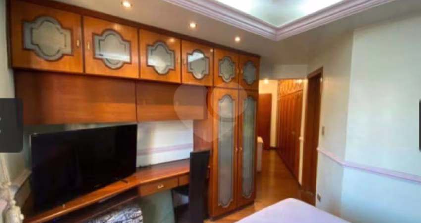Apartamento com 3 quartos à venda na Rua do Acre, 143, Vila Bertioga, São Paulo
