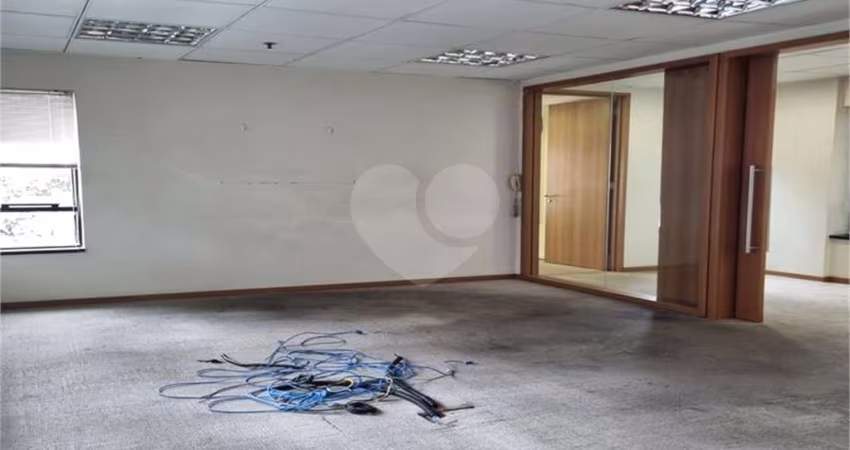 Sala comercial para alugar na Rua Bela Cintra, 756, Consolação, São Paulo