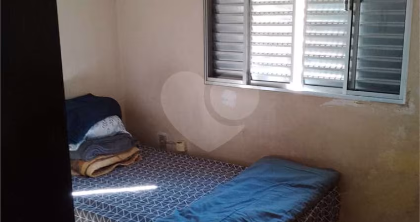 Casa com 3 quartos à venda na Rua Marco Bertuolo, 109, Vila das Mercês, São Paulo