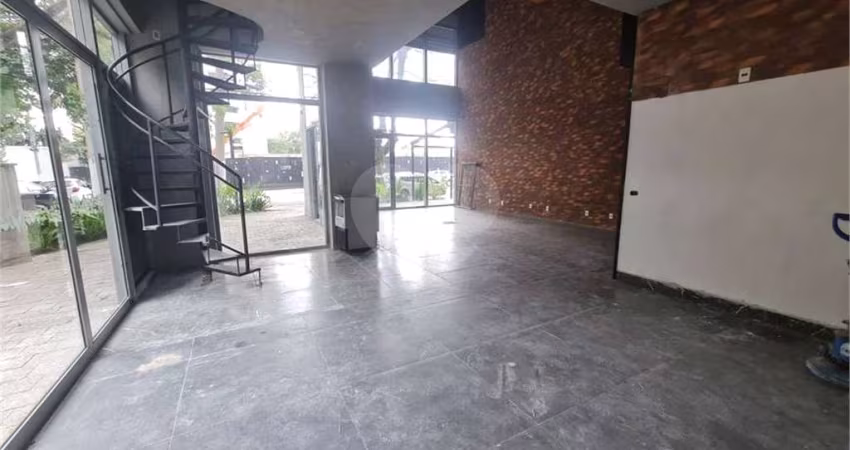 Casa à venda na Rua Vilela, 652, Tatuapé, São Paulo