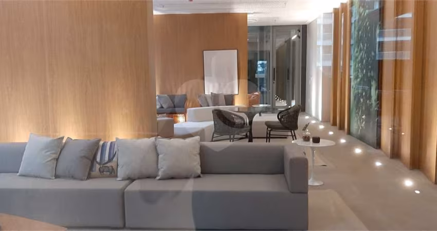 Apartamento com 3 quartos para alugar na Avenida Roque Petroni Júnior, 630, Jardim das Acacias, São Paulo