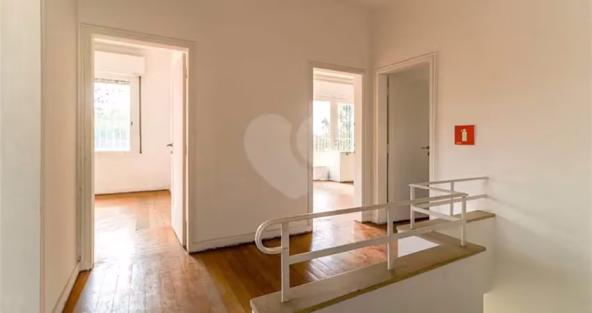 Casa com 4 quartos à venda na Rua Itápolis, 703, Pacaembu, São Paulo