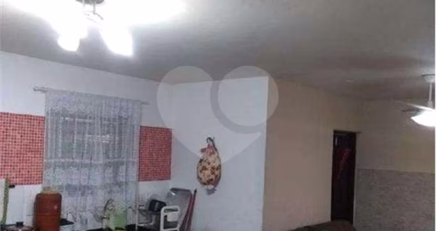 Casa com 6 quartos à venda na Rua Nova Yorque, 307, Jardim Presidente Dutra, Guarulhos