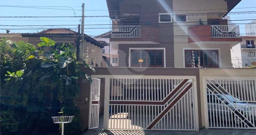 Casa com 3 quartos à venda na Rua Luís Ramos Figueira, 378, Vila Suzana, São Paulo