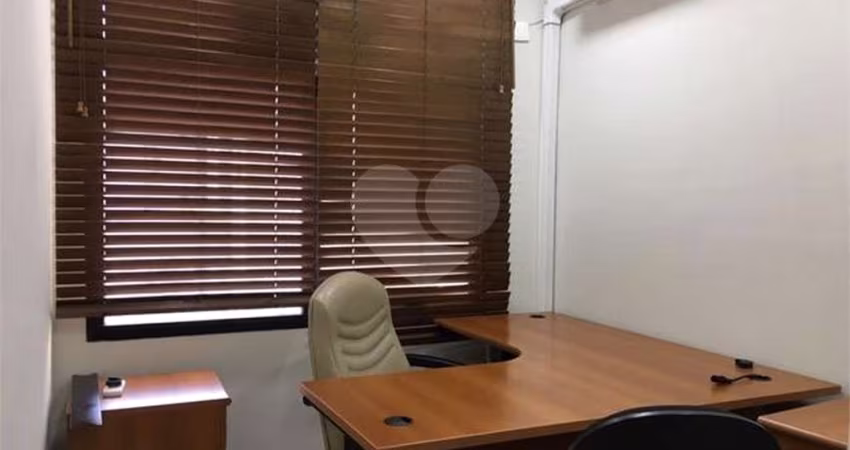 Sala comercial à venda na Largo Padre Péricles, 145, Barra Funda, São Paulo