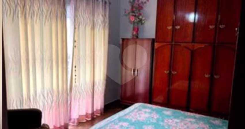 Casa com 3 quartos à venda na Rua Mombaca, 10, Parque Uirapuru, Guarulhos