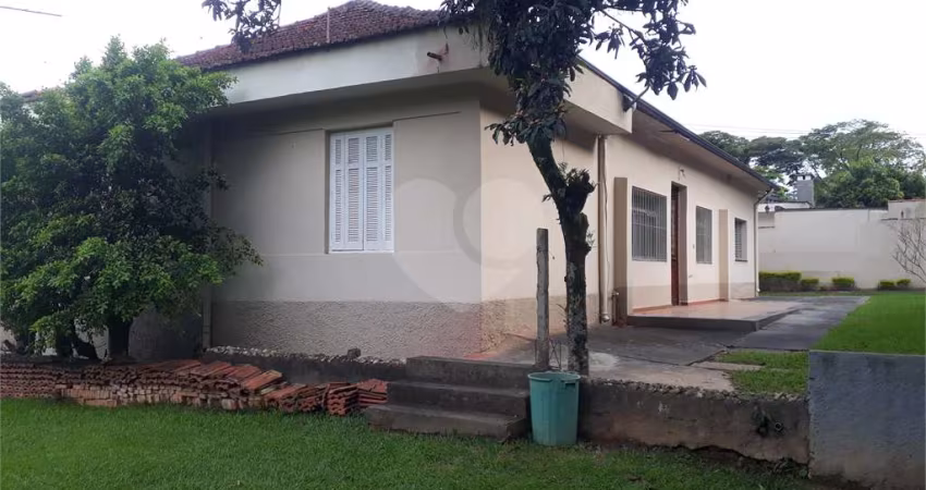 Terreno à venda na Avenida Coronel Sezefredo Fagundes, 7440, Jardim das Pedras, São Paulo
