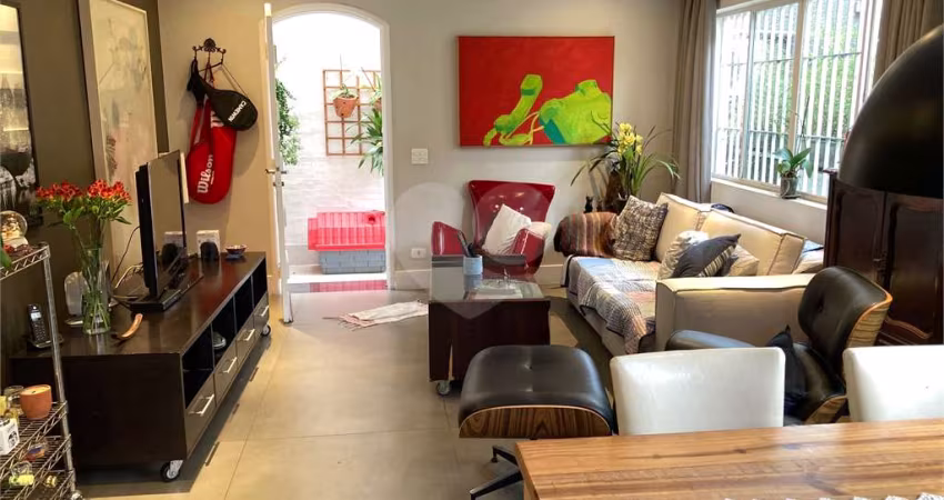 Casa com 3 quartos à venda na Rua Emboabas, 129, Brooklin Paulista, São Paulo
