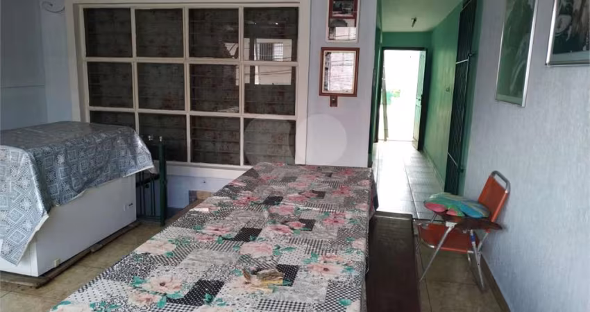 Casa com 3 quartos à venda na Rua Ana Clélia Rodrigues, 247, Pestana, Osasco