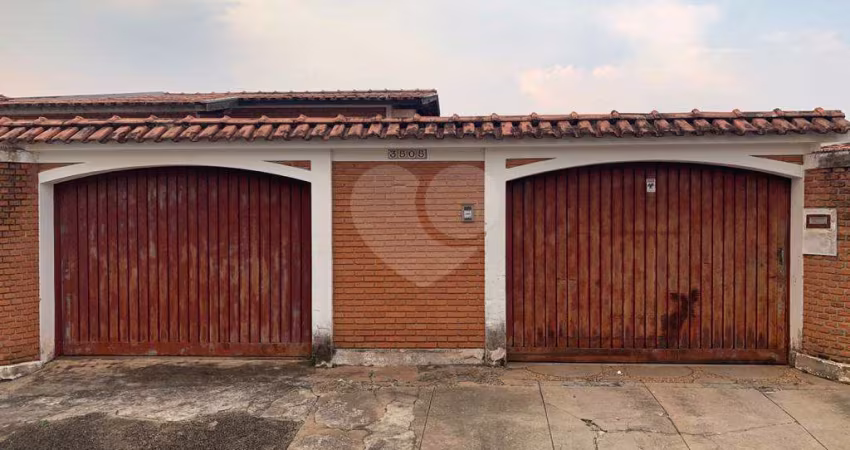 Casa com 2 quartos à venda na Avenida Doutor Carlos Botelho, 3505, Vila Deriggi, São Carlos