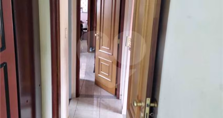 Casa com 3 quartos à venda na Rua Basílio Gonçalves de Oliveira, 57, Jardim Leonor Mendes de Barros, São Paulo