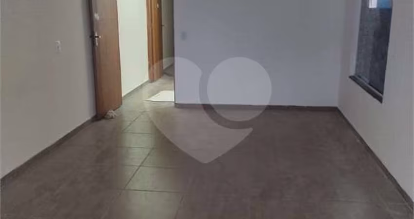 Casa em condomínio fechado com 2 quartos à venda na Rua Alzira Elizabete Unello, 138, Jardim Rubi, Mogi das Cruzes