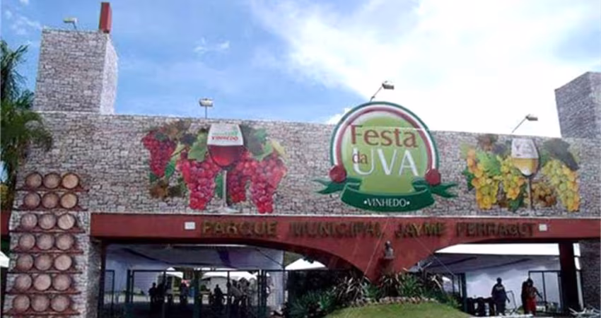 Chácara / sítio com 4 quartos à venda na Rua Madri, 1, Vista Alegre, Vinhedo