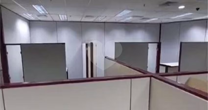 Casa comercial para alugar na Avenida Eusébio Matoso, 1375, Pinheiros, São Paulo