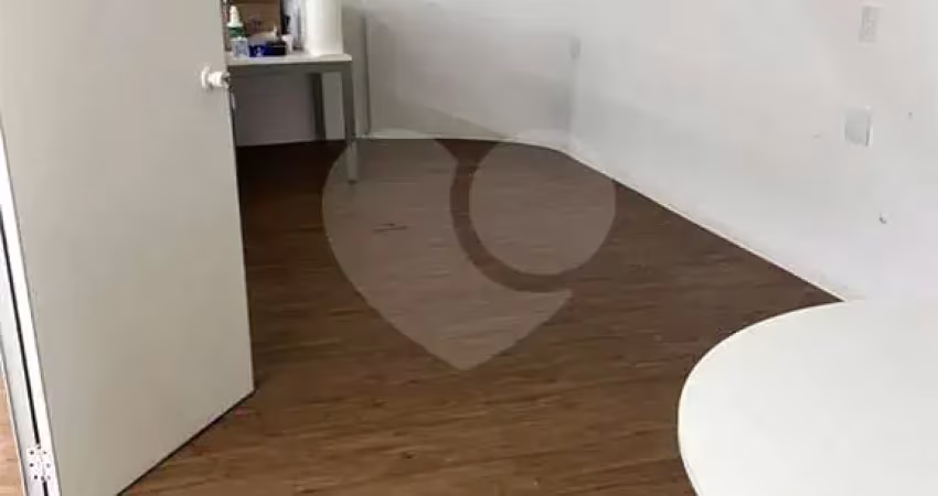 Sala comercial para alugar na Rua Barão do Triunfo, 464, Brooklin Paulista, São Paulo
