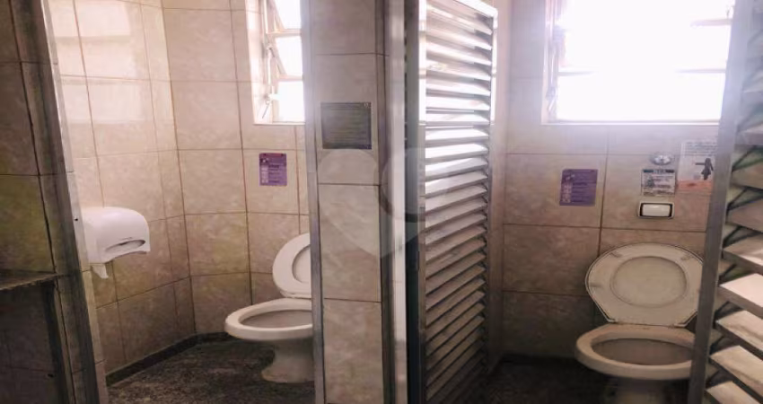 Sala comercial para alugar na Rua Barão de Itapetininga, 275, República, São Paulo