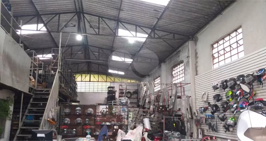 Barracão / Galpão / Depósito à venda na Rua Manoel Carneiro Silva, 48, Bosque da Saúde, São Paulo
