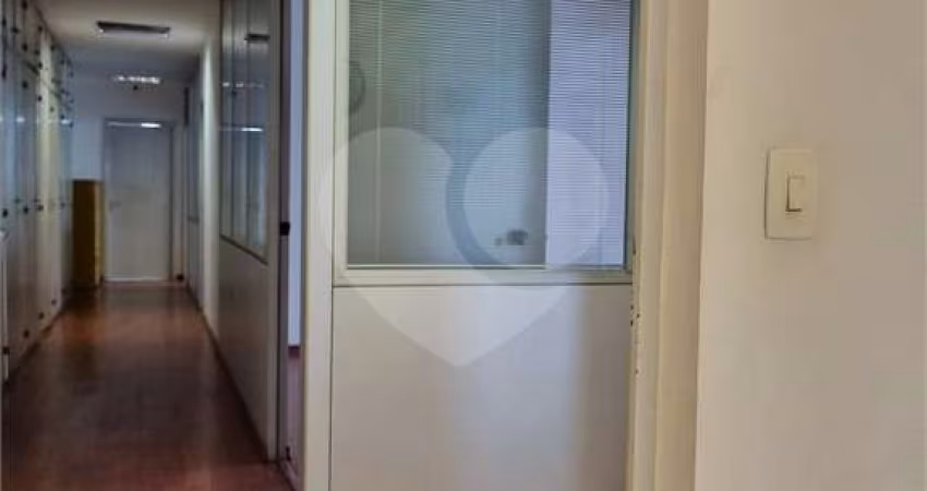 Casa comercial para alugar na Avenida Santo Amaro, 3330, Brooklin Paulista, São Paulo