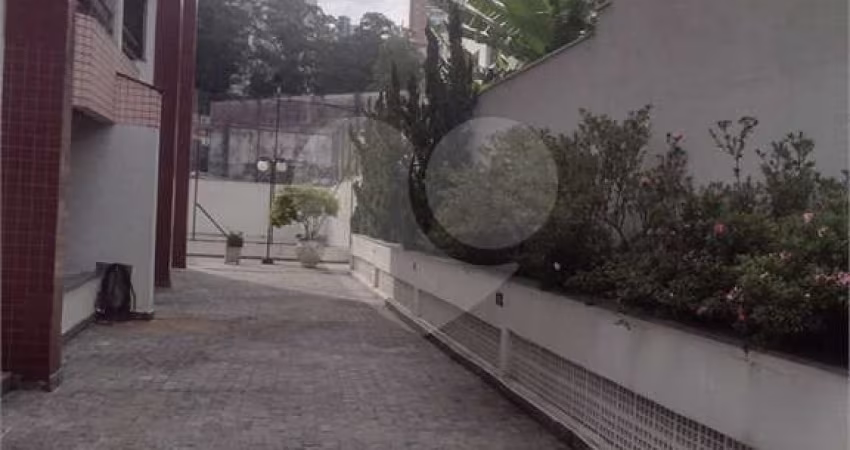 Apartamento com 3 quartos à venda na Rua Eduardo Ambuba, 95, Vila Andrade, São Paulo