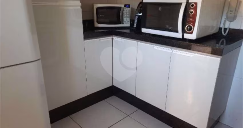 Casa em condomínio fechado com 3 quartos à venda na Rua Cachoeira da Ilha, 89, Vila Carmosina, São Paulo