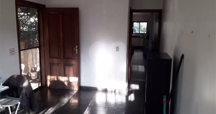 Casa com 3 quartos à venda na Rua Bárbara Heliodora, 587, Vila Romana, São Paulo