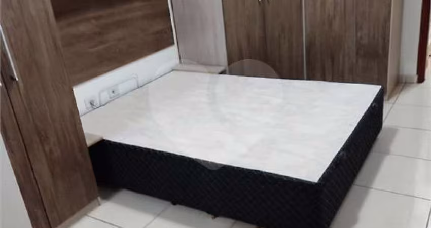 Casa com 2 quartos à venda na Rua Pais de Linhares, 448, Jardim Maringa, São Paulo
