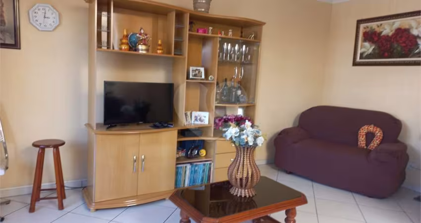 Casa com 3 quartos à venda na Avenida da Liberdade, 156, Centro, Osasco
