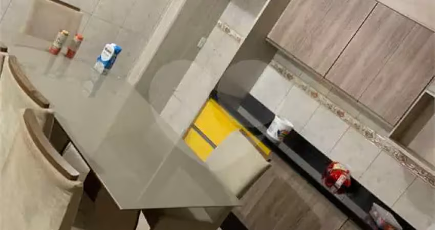 Casa com 3 quartos à venda na Rua Ministro Correia de Castro, 231, Vila Serralheiro, São Paulo