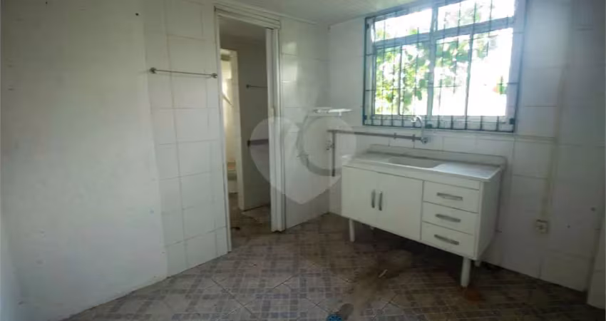 Prédio à venda na Rua Padre Marçal, 118, Centro, São Roque