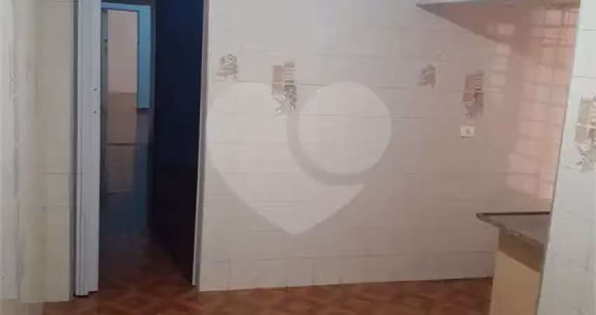 Casa com 3 quartos à venda na Rua Benedito Otoni, 388, Vila Ré, São Paulo