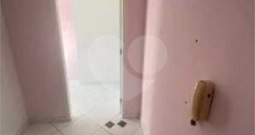 Sala comercial para alugar na Rua Joaquim Manuel de Macedo, 101, Barra Funda, São Paulo