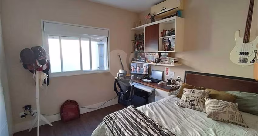 Casa com 3 quartos à venda na Rua Visconde de Taunay, 245, Vila Cruzeiro, São Paulo