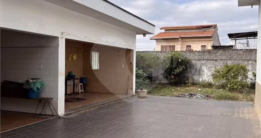 Casa com 5 quartos para alugar na Rua Alberto Williams, 8, Vila Paulistania, São Paulo