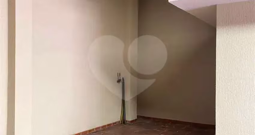 Casa com 3 quartos à venda na Rua Calógero Calia, 410, Vila Santo Estéfano, São Paulo