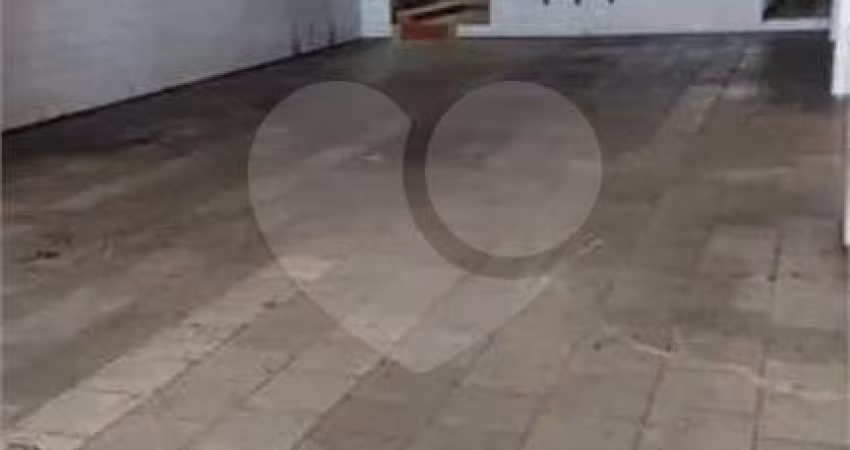 Casa com 3 quartos à venda na Rua Jaboticabal, 1178, Vila Bertioga, São Paulo