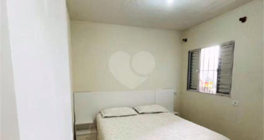 Casa com 2 quartos à venda na Rua Francisco Giron, 104, Jardim Anhangüera, São Paulo