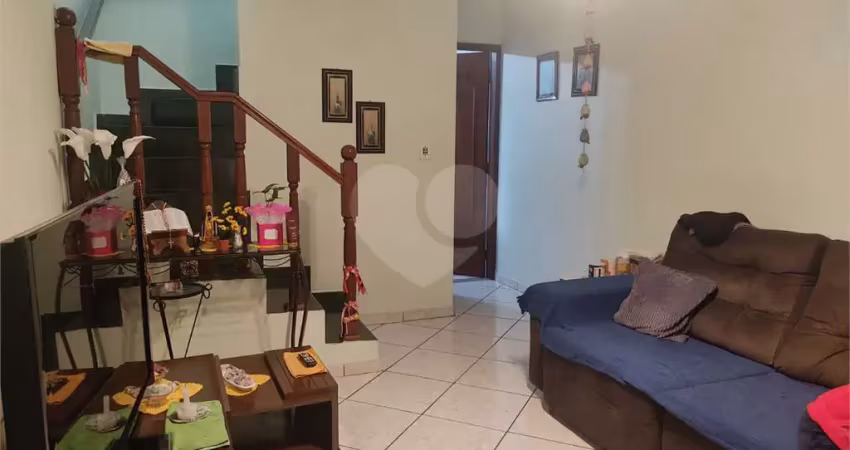Casa com 3 quartos à venda na Rua Frutal, 76, Jardim Cumbica, Guarulhos