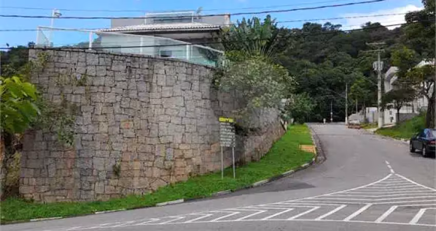 Terreno em condomínio fechado à venda na Rua Luiz Affonso C.M. de A. Otero, 1, Jardim Peri, São Paulo