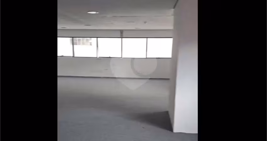 Sala comercial para alugar na Alameda Campinas, 977, Jardim Paulista, São Paulo