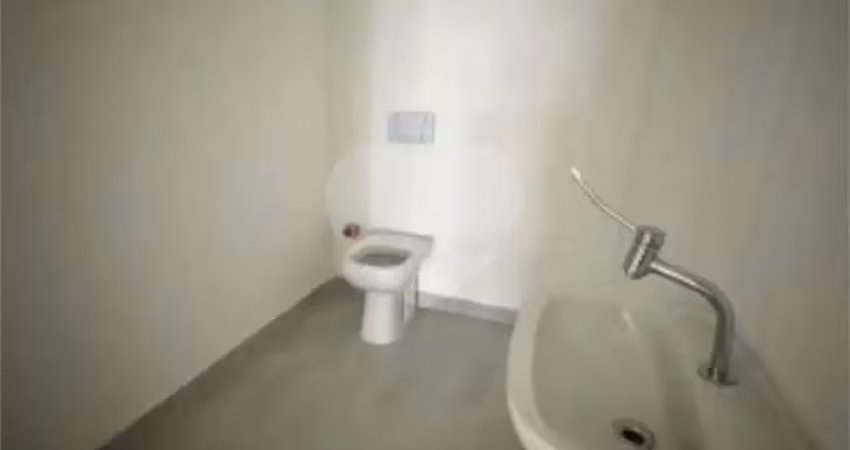 Casa comercial para alugar na Rua Ibirajá, 244, Vila Guarani, São Paulo