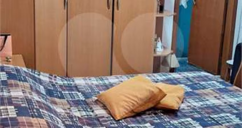 Casa com 3 quartos à venda na Rua Itamogi, 256, Vila Boaçava, São Paulo