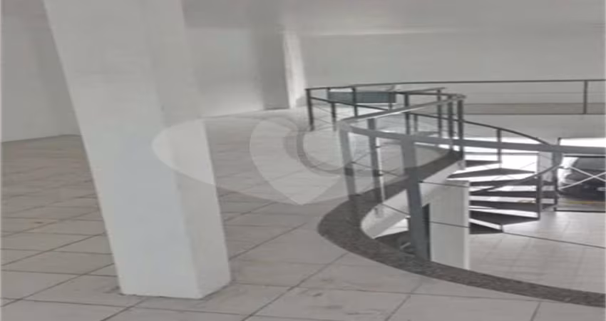 Apartamento com 4 quartos para alugar na Rua Voluntários da Pátria, 964, Santana, São Paulo