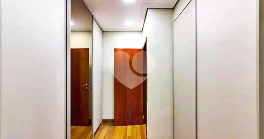 Apartamento com 4 quartos para alugar na Rua Francisca Júlia, 360, Santana, São Paulo