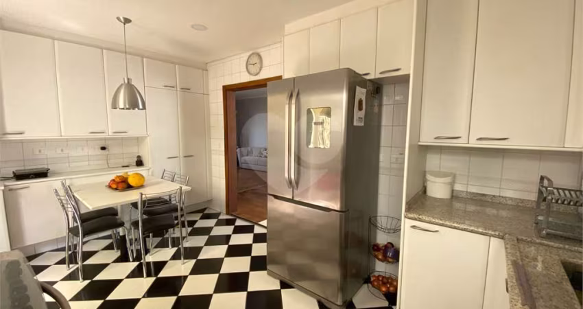 Casa com 4 quartos à venda na Rua Guajurus, 227, Jardim São Paulo (Zona Norte), São Paulo