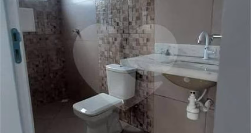 Casa com 2 quartos à venda na Rua Clotilde de Verginia Sanchez, 25, Vila Santo Estevão, São Paulo
