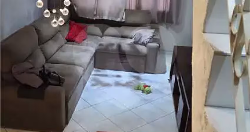 Casa com 3 quartos à venda na Rua Inhabata, 204, Cidade Nitro Operária, São Paulo