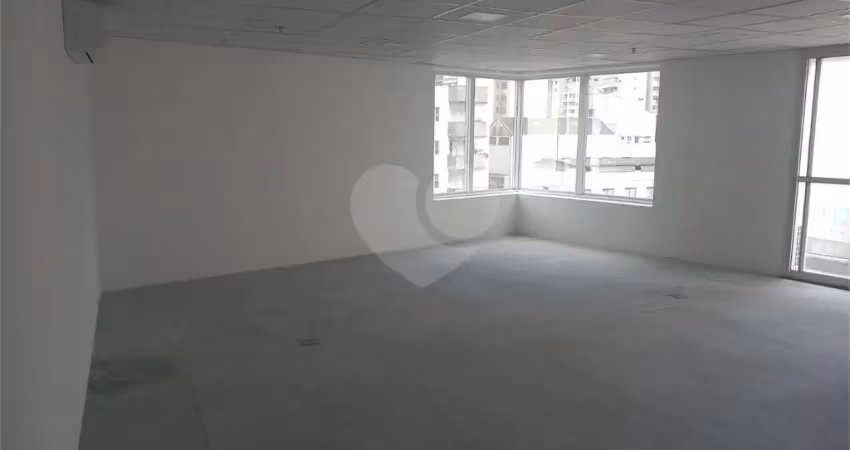 Sala comercial à venda na Rua Pirapitingui, 80, Liberdade, São Paulo