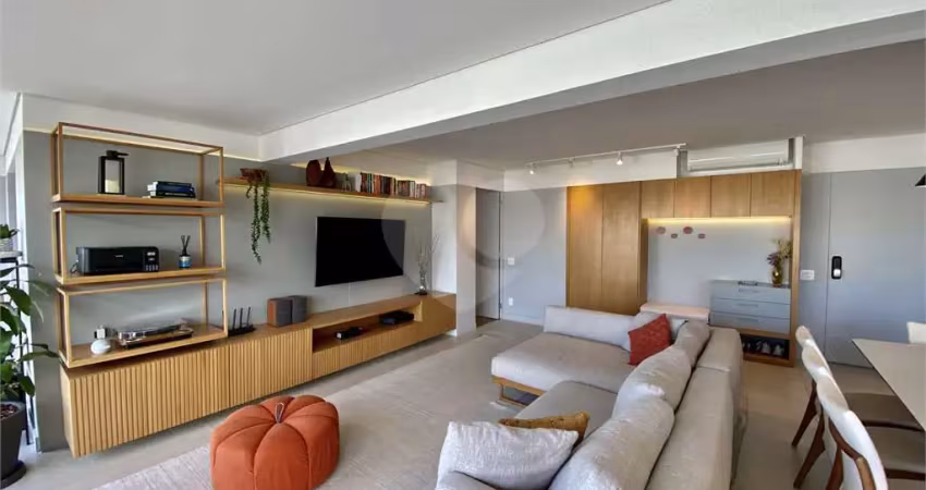 Apartamento com 3 quartos à venda na Rua Cristiano Viana, 950, Cerqueira César, São Paulo